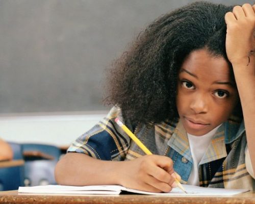 uma estudnte com direito à meia entrada